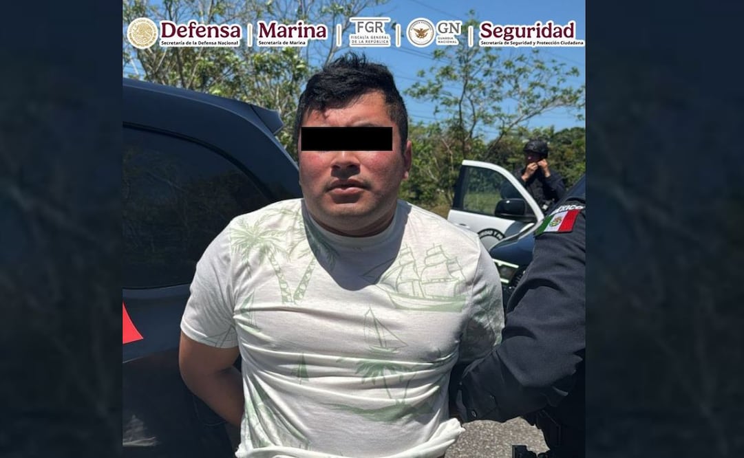 Detienen a Francisco Javier “N”, alias “Guasón", en el kilometro 95 de la Carretera Villahermosa-Ciudad del Carmen. Foto: SSPC