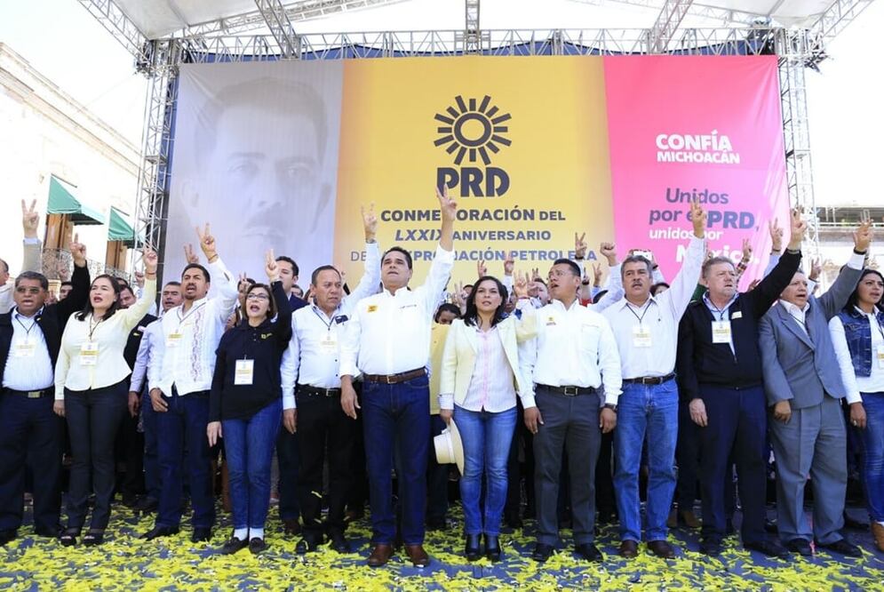 “Yo le quiero pedir a Silvano Aureoles que nos acompañe por todo el país y que les lleve la experiencia de Michoacán", dijo Mojica. Foto: Especial