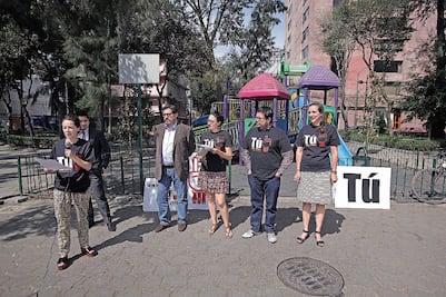 Colectivo denuncia “mercado de firmas”