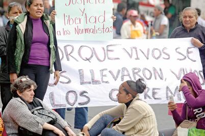 Protestan por los 52 normalistas presos