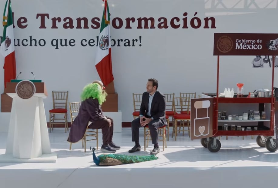 Brozo y Loret se “cuelan” a celebración de la 4T en el Zócalo. Foto: Captura de pantalla