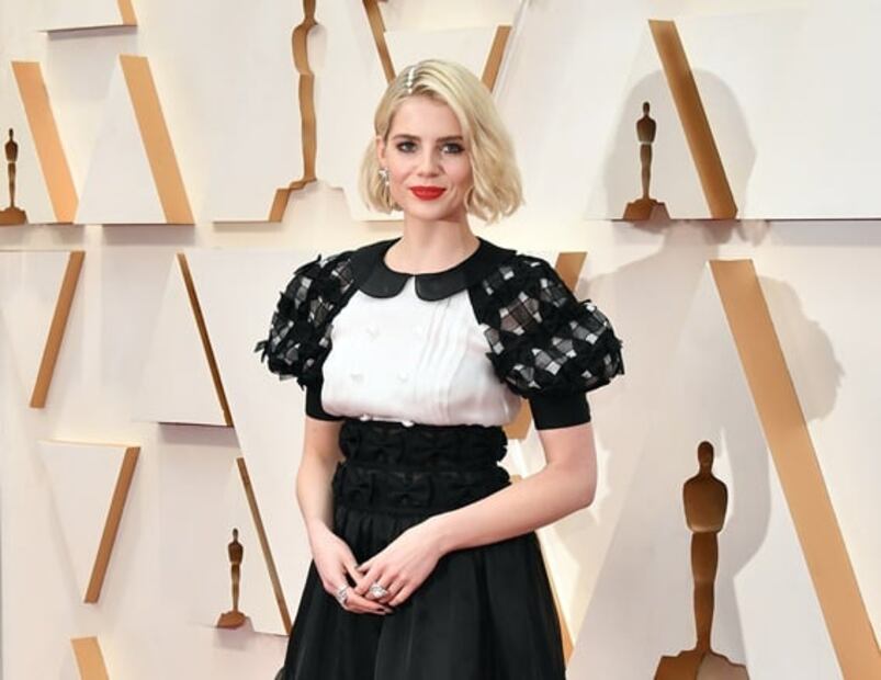 Beauty looks y accesorios que robaron miradas en los Oscar 2020