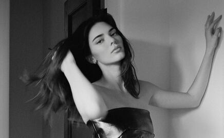 Kendall Jenner eleva la tendencia Y2K de mostrar la ropa interior