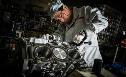 Historia de uno de los artesanos Takumis detrás del motor del GT-R