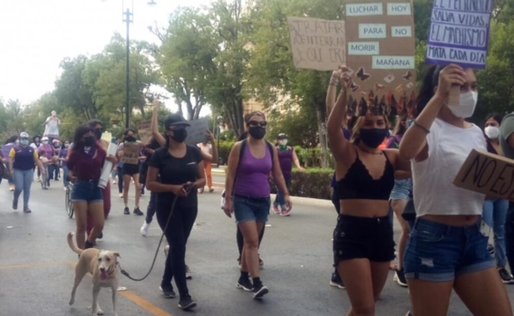 Marchan para exigir justicia por los feminicidios en Yucatán