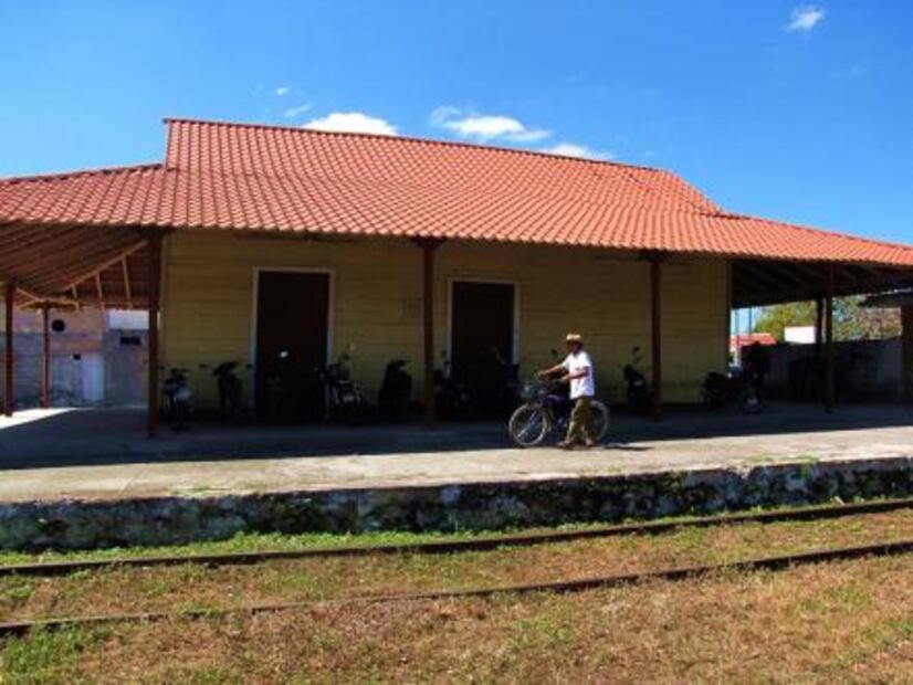 Pueblos originarios pedirán permiso a la Madre Tierra para construir Tren Maya