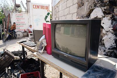 Semarnat pide llevar teles a centros de acopio