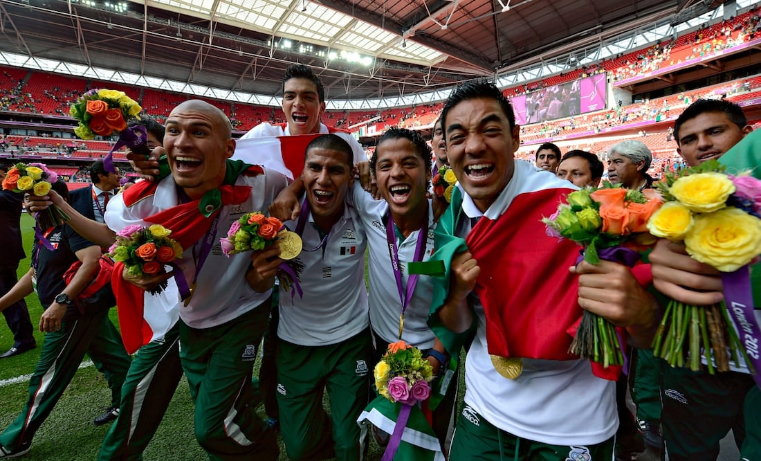 Selección Mexicana que ganó el oro en Londres 2012 Foto: Imago7