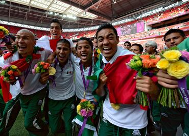Medallista de Oro Olímpico con México en Londres 2012 confiesa que intentó suicidarse tres veces; hoy vive más feliz que nunca