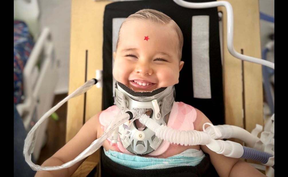 A ocho meses del accidente, el avance en la mejoría de Oliver continúa a través de terapia y rehabilitación. Foto: Cortesía Familia Staub-García.