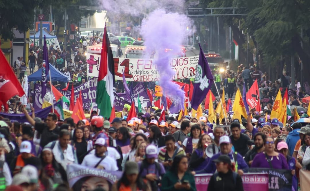 Marchas en la CDMX. Foto: Luis Camacho / EL UNIVERSAL