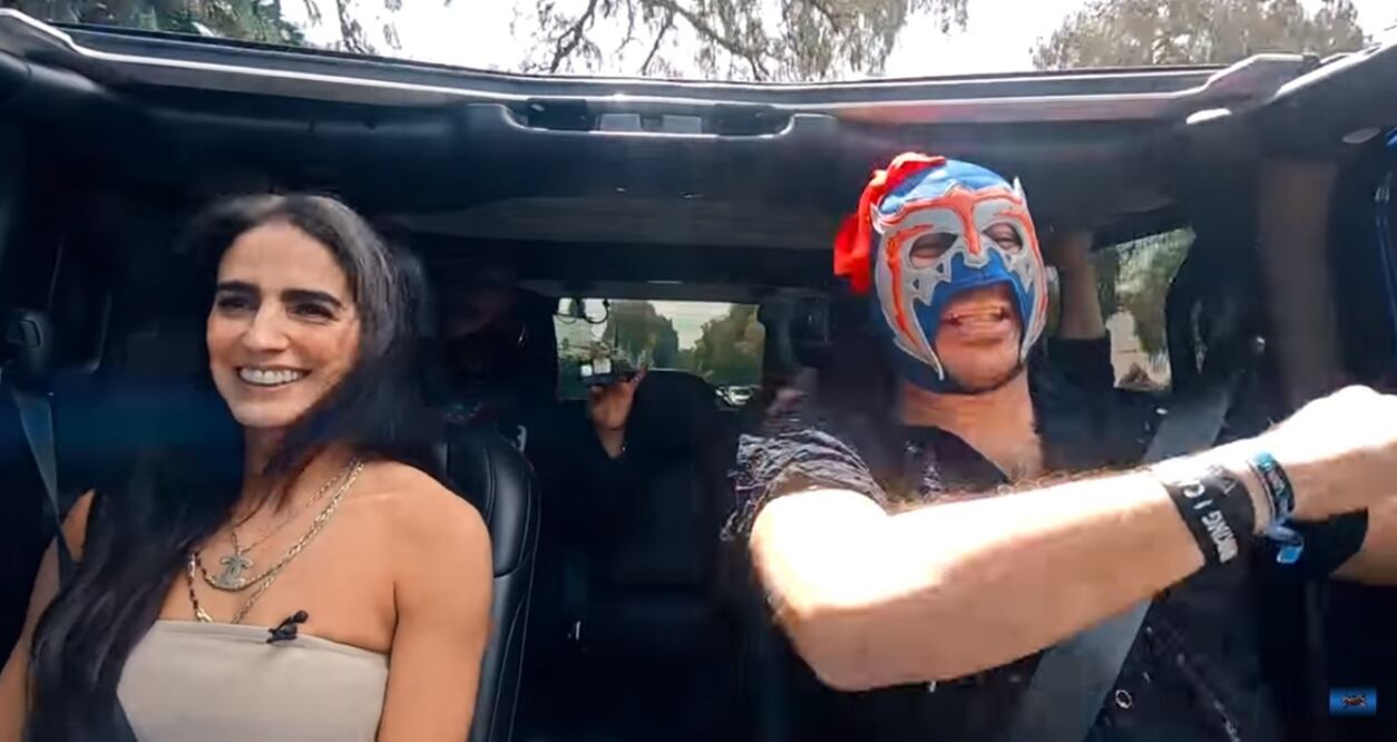 Bárbara de Regil y El escorpión dorado. Foto: Captura video