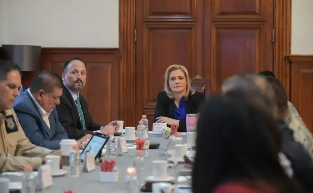 Mesa Estatal de Construcción de Paz, presidida por la gobernadora Maru Campos Galván / Foto: Especial