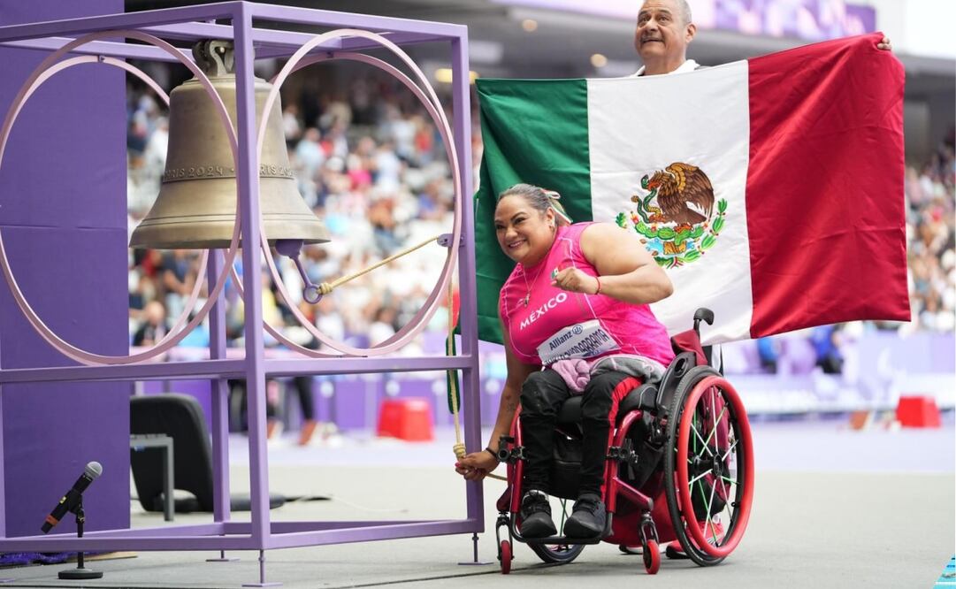 FOTO: Comité Paralímpico Mexicano -  La mexicana Gloria Zarza gana la medalla de oro en impulso de bala