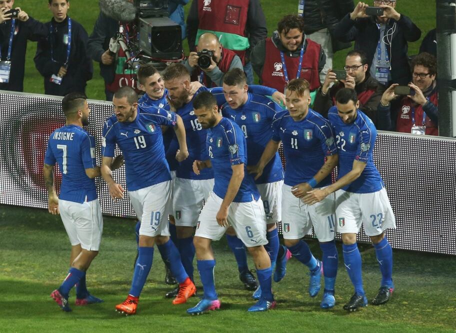 TWITTER. Italia en un duelo de eliminatoria mundialista