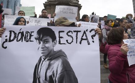Protestan en el Ángel por desaparición de alumno de la UNAM