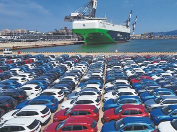 La venta de autos nuevos cae 3% en agosto