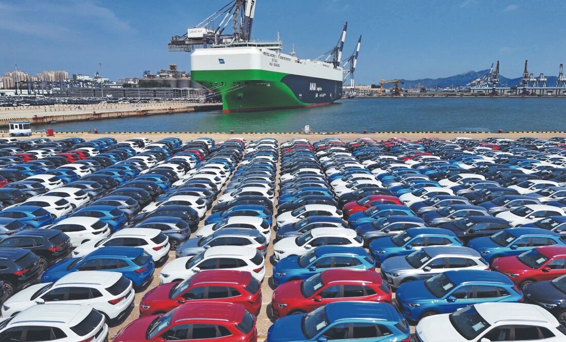 De enero agosto se han vendido 957 mil 993 vehículos ligeros. ARCHIVO AP