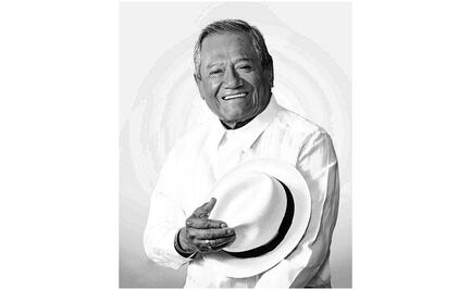 Manzanero era muy fijado de su vestuario