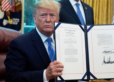 Elogia Trump a AMLO y descarta aranceles a México por esfuerzos en migración