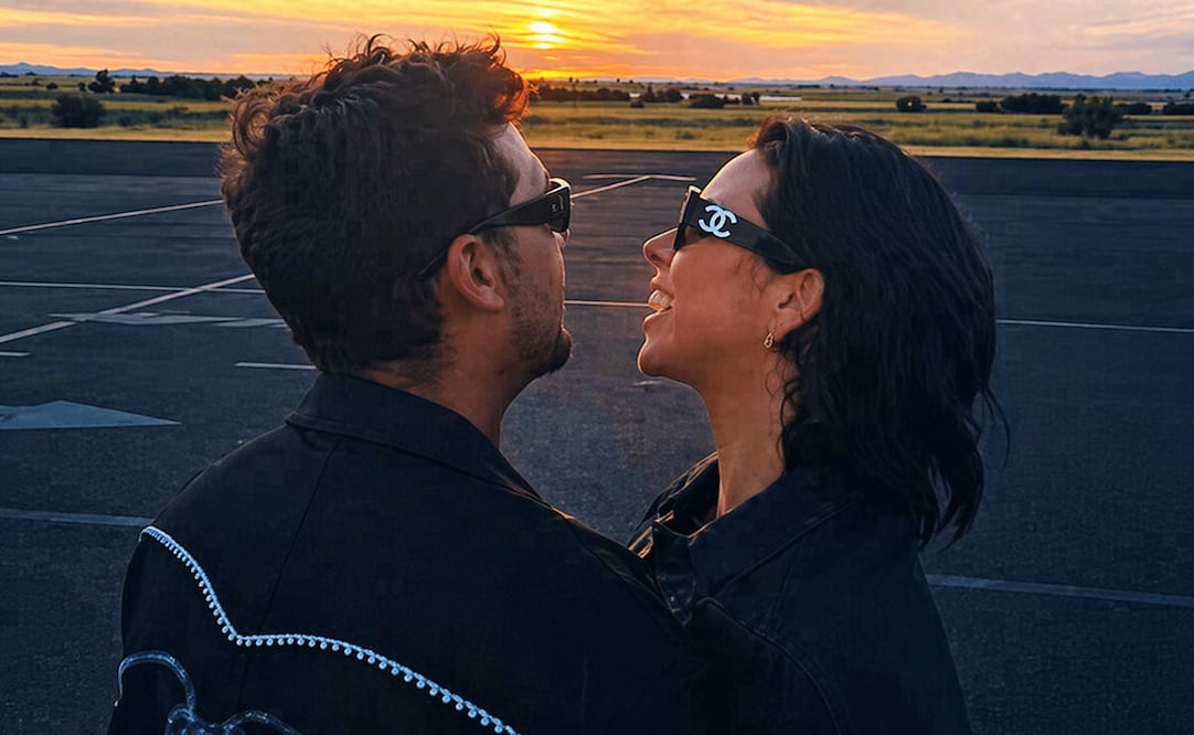 Christian Nodal y Ángela responden a través de esta foto y de un tercero, que siguen juntos.