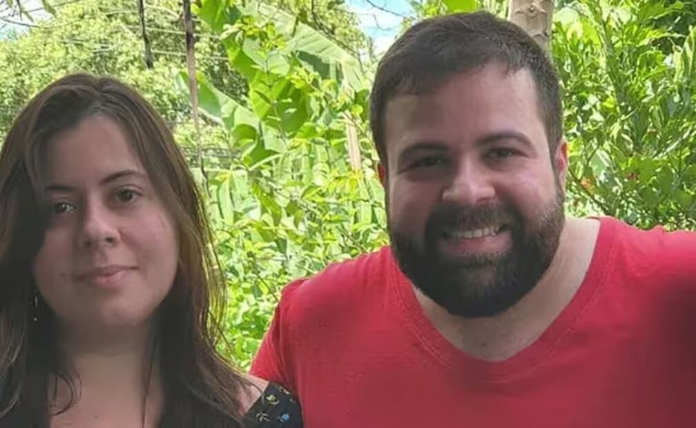 La diputada brasileña Sâmia Bomfim, junto a su hermano Diego Ralf de Souza Bomfim. Foto: Instagram