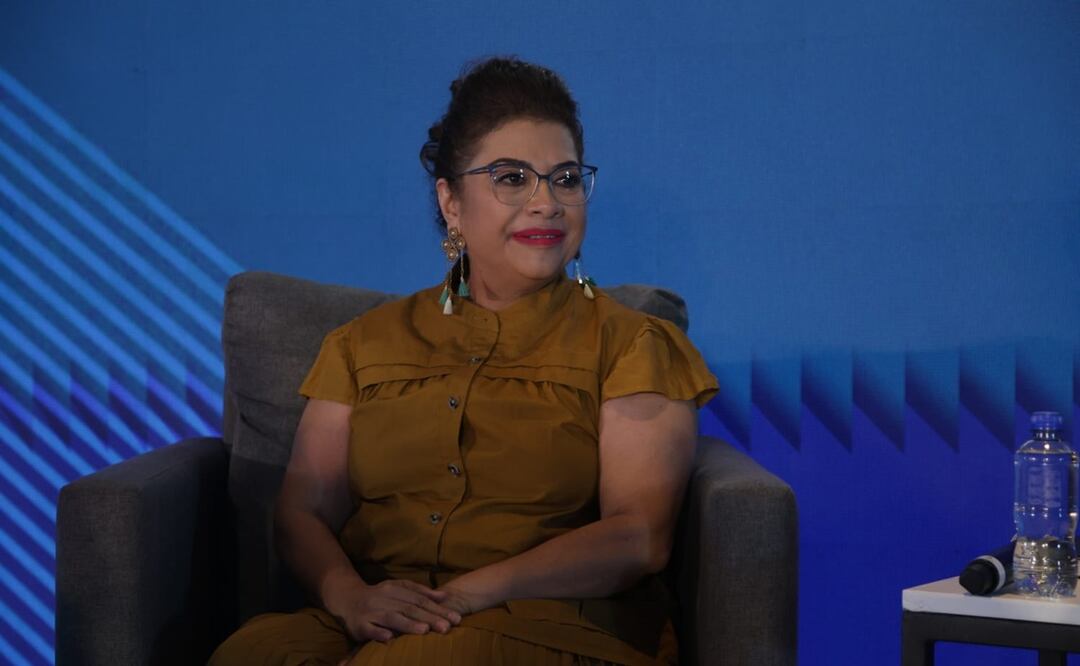 CIUDAD DE MÉXICO, CLARA BRUGADA CANDIDATA A LA JEFATURA DE GOBIERNO DE LA CIUDAD DE MÉXICO POR MORENA, VERDE Y PT DURANTE SU PARTICIPACIÓN EN LA EXPO DESARROLLO INMOBILIARIO "THE REAL ESTATE SHOW 2024" EN SANTA FE. FOTO: CARLOS MEJIA/EL UNIVERSAL