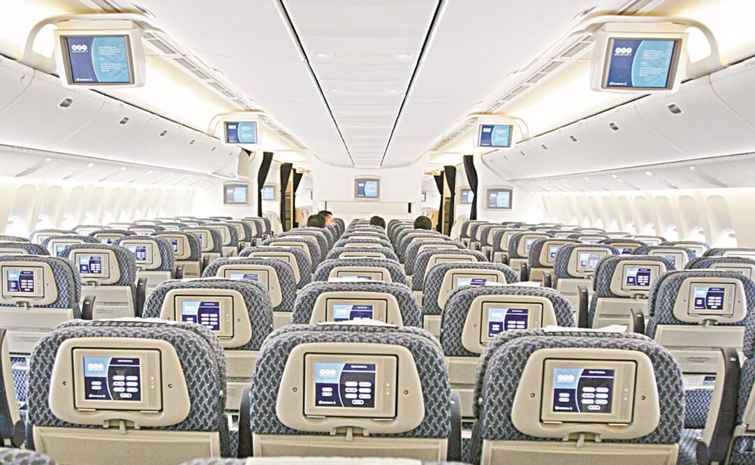 Datos del CNET indican que antes de la pandemia había 800 mil asientos en aviones y ahora hay 100 mil. Foto: ARCHIVO EL UNIVERSAL