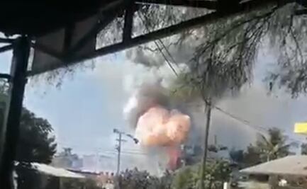 Video. Captan fuerte explosión de bodega con pirotecnia en Apatzingán, Michoacán 