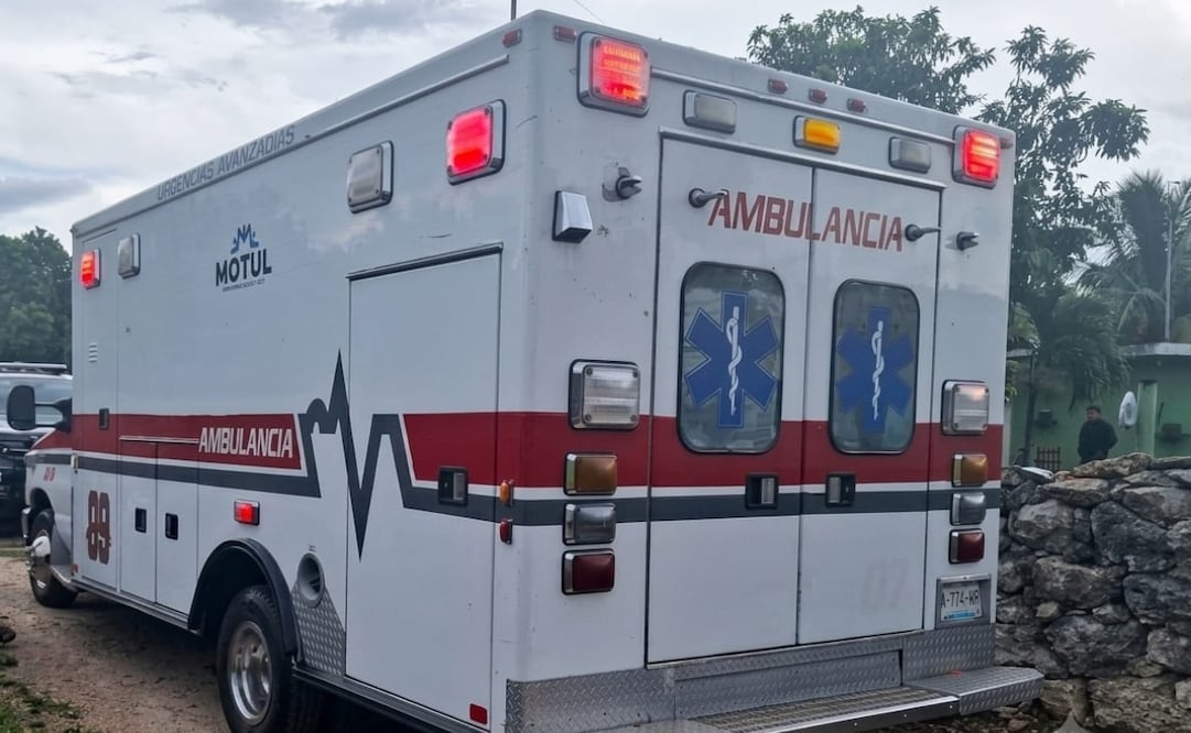 Una joven de 20 años resultó lesionada tras recibir una descarga eléctrica indirecta provocada por la caída de un rayo en Motul, Yucatán. | Foto: Especial.