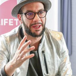 Encontrar una pareja es como cocinar un platillo gourmet: Faisy