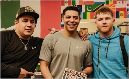 Canelo Álvarez se prepara para su próxima pelea junto a Eduin Caz, vocalista de Grupo Firme