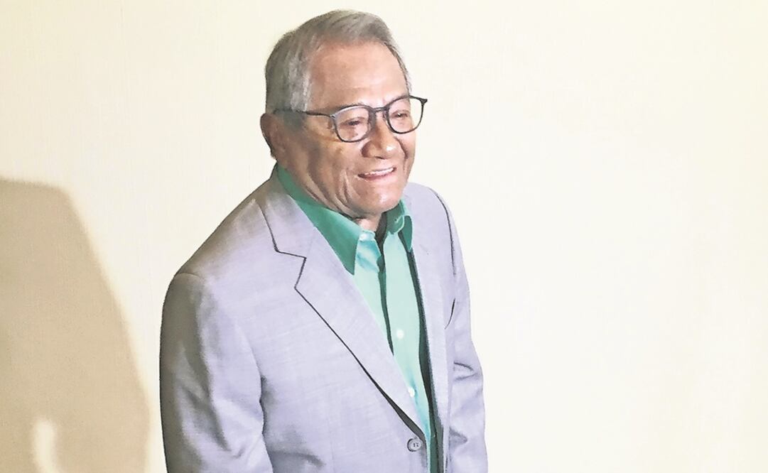 “El premio es fruto de los sacrificios”, dijo Armando Manzanero. (SACM)