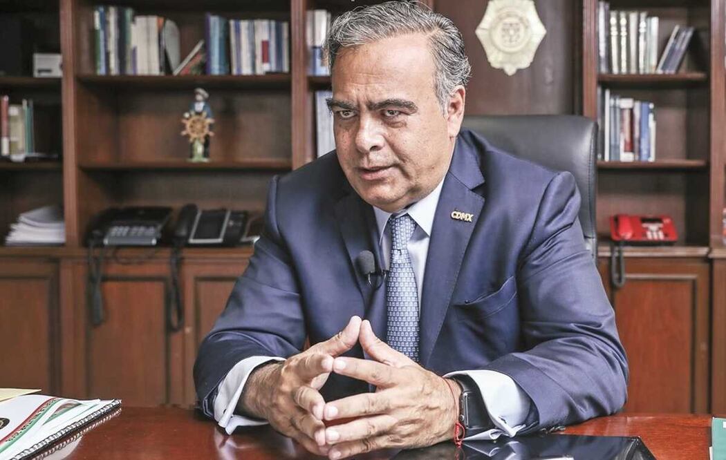 Raymundo Collins Flores ha ocupado diversos cargos públicos en tres administraciones del Gobierno de la Ciudad de México. Foto: Archivo/EL UNIVERSAL 