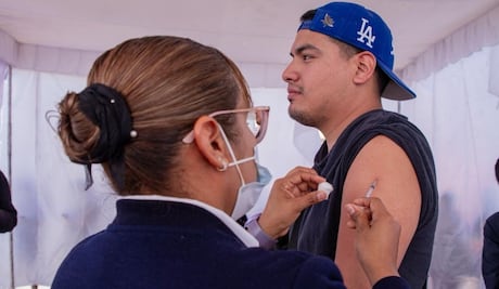 Se agotan 350 vacunas contra sarampión en módulo de la GAM; dosis se terminan en menos de dos horas