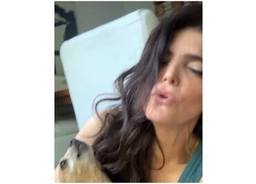 Perrito de Ana Bárbara la acompaña a cantar "Deja que salga la luna"