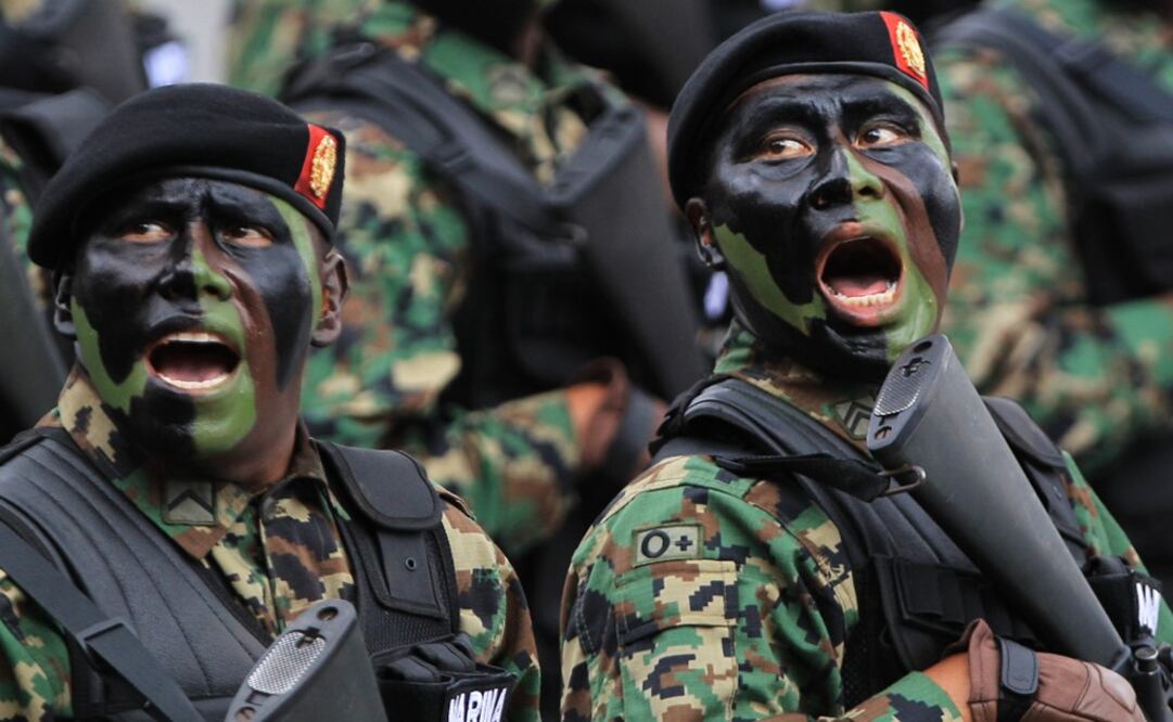 Mexican soldiers at a parade - Photo: Mario Guzmán/EFE
