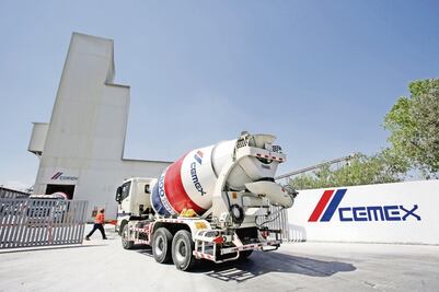 La utilidad neta de Cemex se redujo 33% 