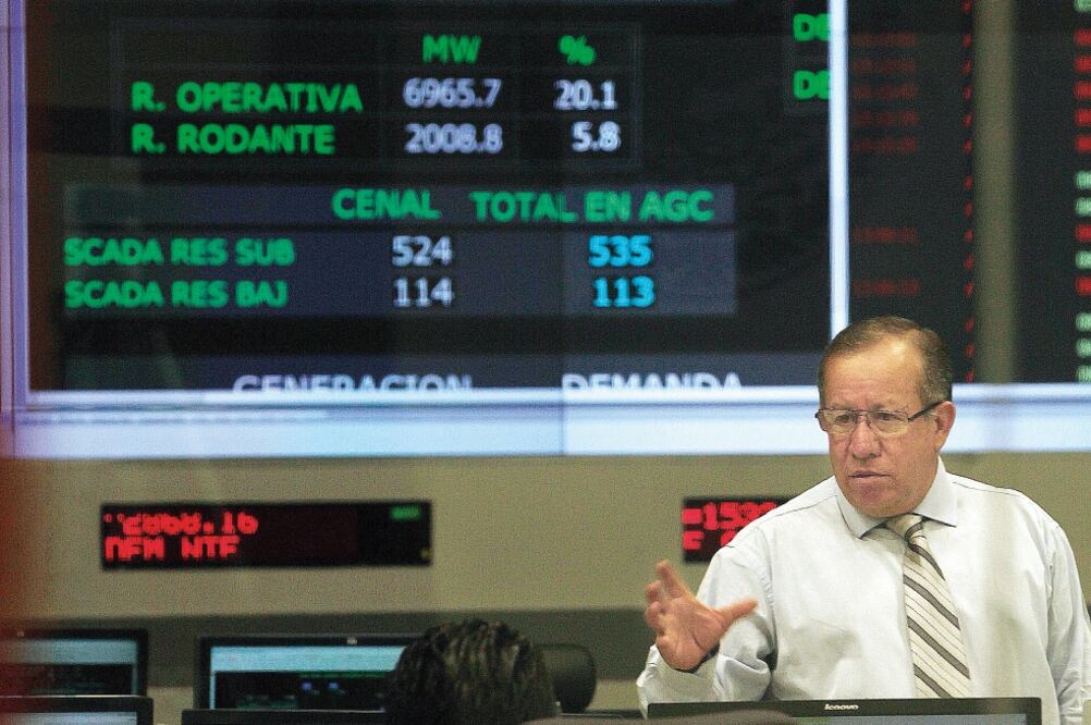 Iberdrola va a poner instalaciones para su conexión al sistema eléctrico nacional, como son las líneas eléctricas o subestación transformadora (ARCHIVO EL UNIVERSAL)