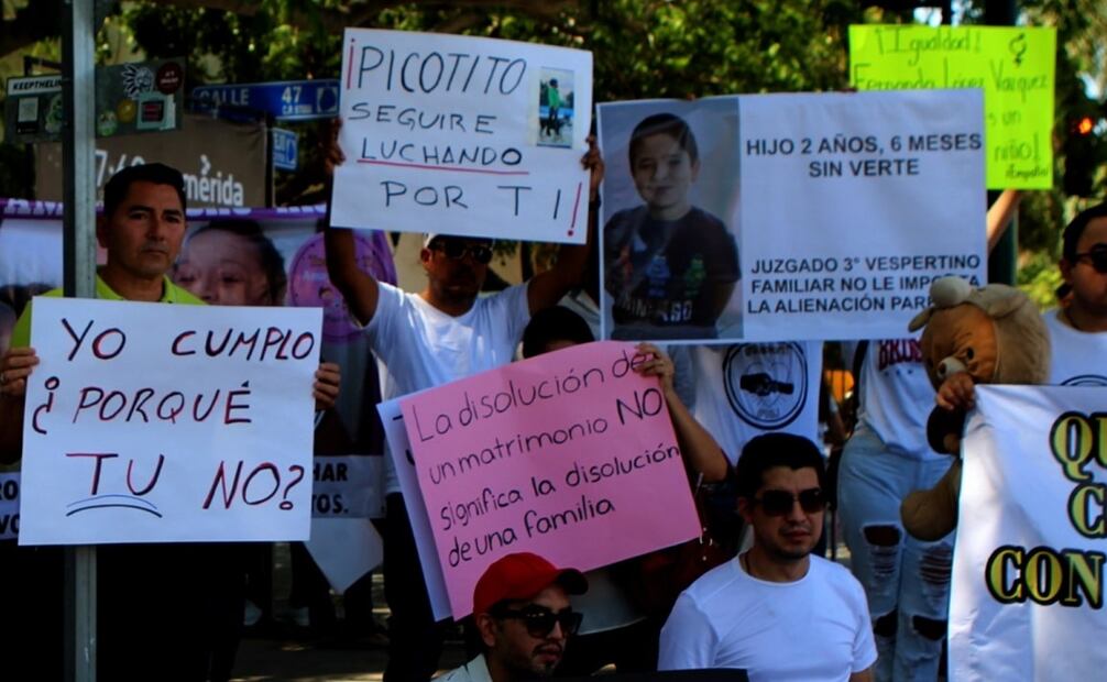 La marcha también es para levantar la voz, por muchas irregularidades que tienen en sus casos. Foto: Especial