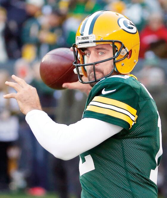 Aaron Rodgers lleva 10 victorias en los últimos 11 juegos contra Bears (ARCHIVO EL UNIVERSAL)