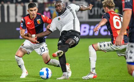 Johan Vásquez tiene destacado partido en su tercera titularidad con el Genoa