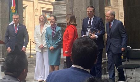 Empresarios de EU prometen inversiones por 20 mil mdd; monto podría aumentar a 30 mil mdd para 2025