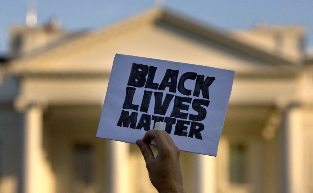 George Floyd was asphyxiated by a white police officer in broad daylight in Minneapolis - Photo: Jacquelyn Martin/AP