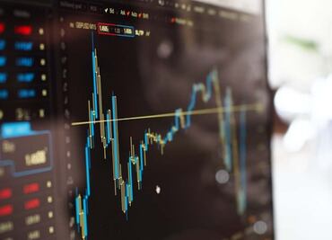 JD.com se desploma casi 11 % ante plan de Walmart de vender su participación