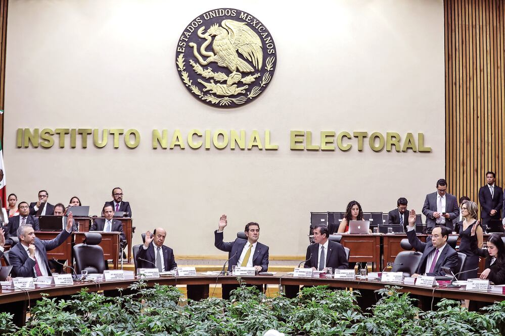 En la foto: Sesión en el Instituto Nacional Electoral (ARCHIVO. EL UNIVERSAL)