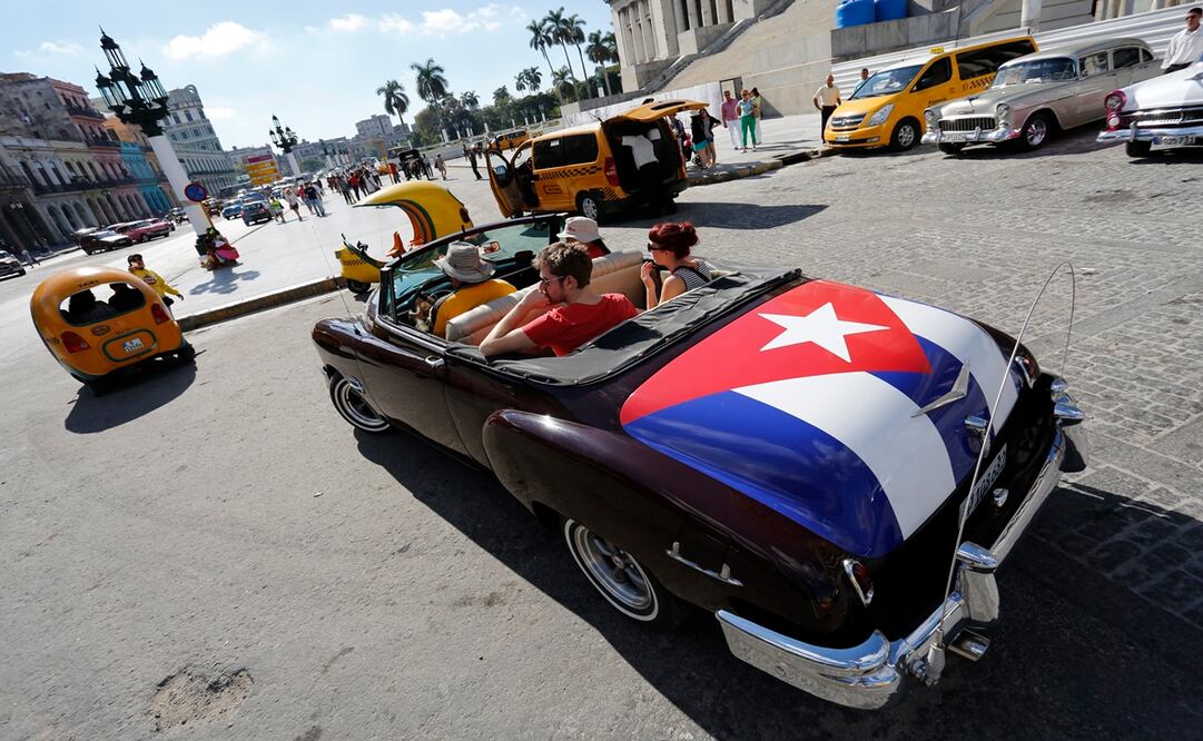 Algo que caracteriza a La Habana son sus variedad de automóviles antiguos. Foto: US Cuba Trade/Desmond Boylan