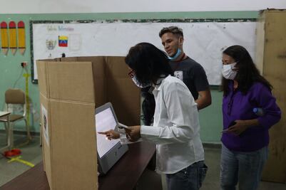 Oficialismo gana elecciones en Venezuela