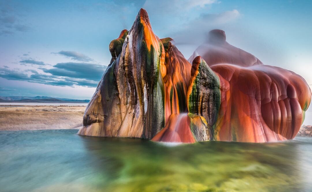 Hermosa y colorida fuente de aspecto casi sobrenatural. Foto: Istockphoto