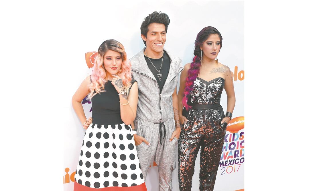 Los tres hermanos se comunican a través de videollamadas. Foto: IRVIN OLIVARES. EL UNIVERSAL